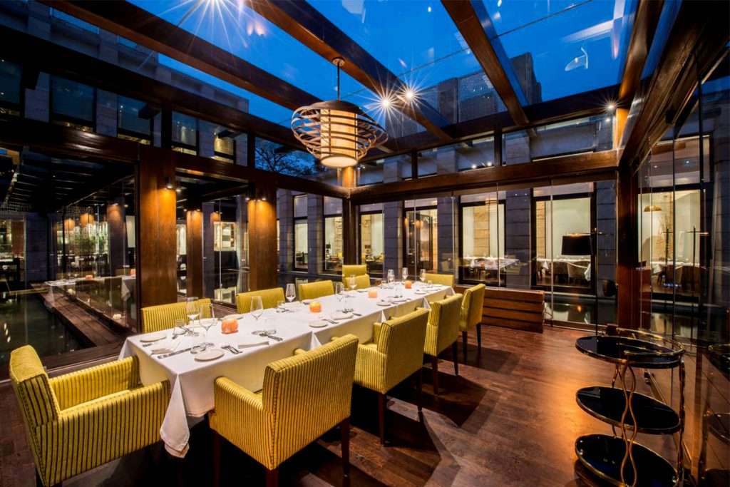 Acoustic panels for restaurants